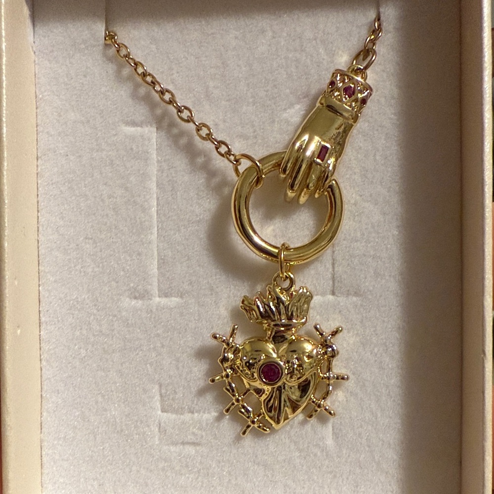 Gold Heart Pendant Necklace